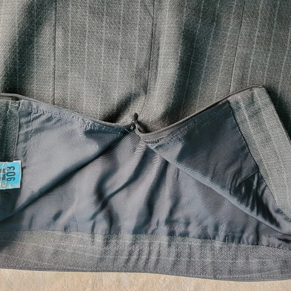 Teenflo  Pencil Skirt Houndstooth Grey Plaid Skirt Size 8 - Picture 7 of 10